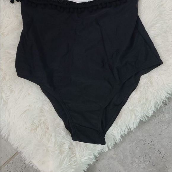 Women plus size swim suit one piece solid black la - Picture 4 of 7